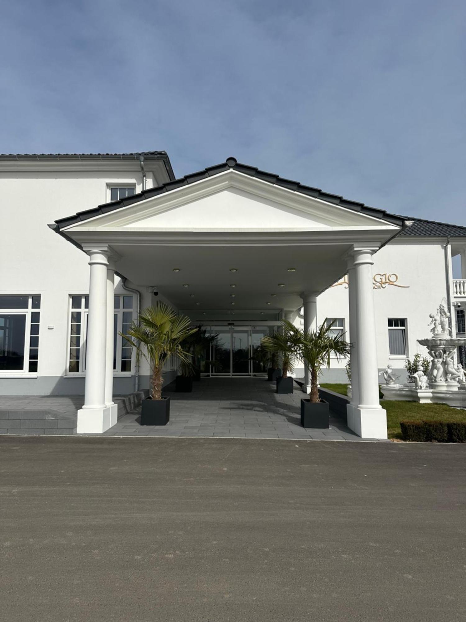 Mackenbach Villaggio Hotel מראה חיצוני תמונה